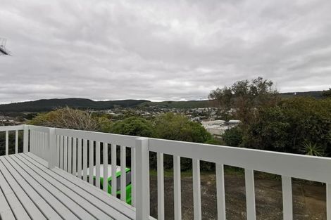 Photo of property in 3a Morgan Place, Tawa, Wellington, 5028