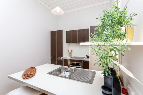 Photo of property in 43 Lorna Street, Lynmouth, New Plymouth, 4310