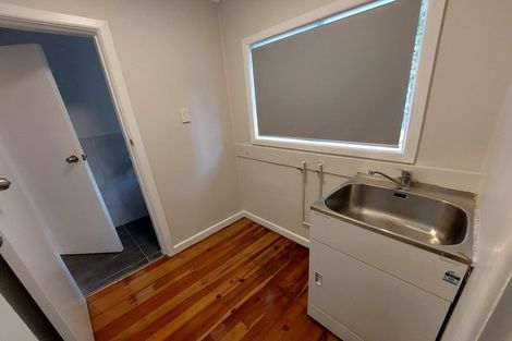 Photo of property in 4096 Great North Road, Glen Eden, Auckland, 0602