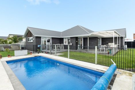 Photo of property in 34 Cassinia Close, Papamoa Beach, Papamoa, 3118