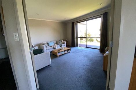 Photo of property in 4 Mynah Place, Welcome Bay, Tauranga, 3112