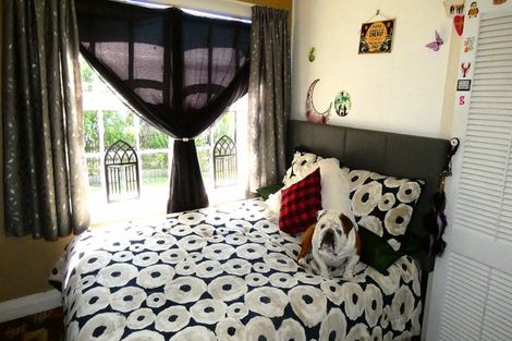 Photo of property in 58 Brougham Street, Westport, 7825