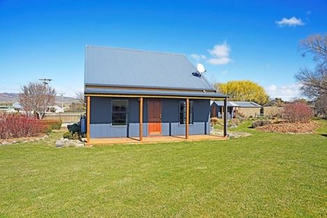 Photo of property in 13 Plunket Street, Omakau, 9376
