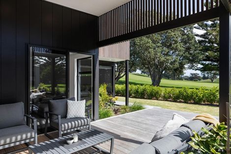 Photo of property in 25 Kotare Drive, Waiwhakaiho, New Plymouth, 4312