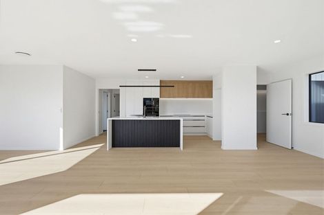 Photo of property in 8a Cedar Terrace, Stanmore Bay, Whangaparaoa, 0932