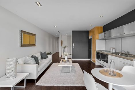 Photo of property in Ocean Breeze Apts, 2107/87 Clyde Road, Browns Bay, Auckland, 0630