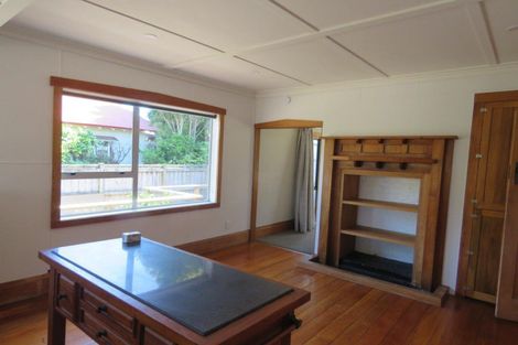 Photo of property in 264 Tukapa Street, Hurdon, New Plymouth, 4310