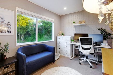 Photo of property in 37 Charlotte Street, Stanmore Bay, Whangaparaoa, 0932