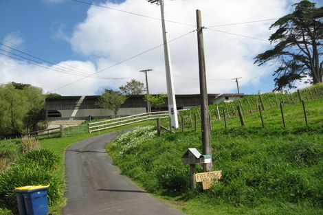 Photo of property in 37 Anzac Valley Road, Waitakere, Auckland, 0816