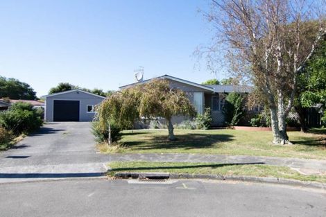 Photo of property in 9 Waterford Place, Westbrook, Palmerston North, 4412