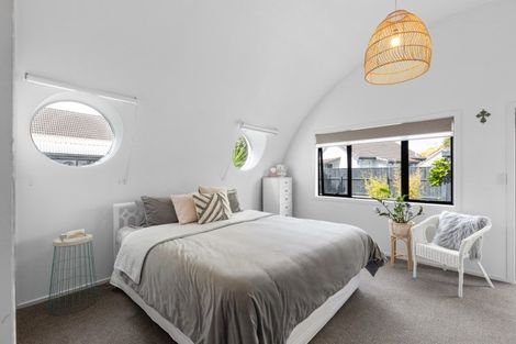 Photo of property in 8 Kings Court, Roslyn, Palmerston North, 4414