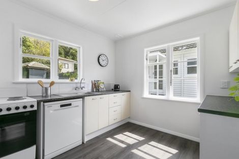 Photo of property in 195 Wellington Road, Wainuiomata, Lower Hutt, 5014