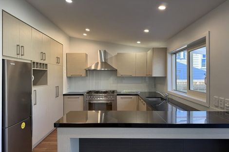 Photo of property in 42 Winton Street, St Albans, Christchurch, 8014