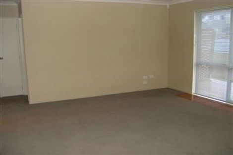 Photo of property in 24 Toledo Avenue, Henderson, Auckland, 0612