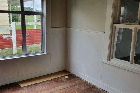 Photo of property in 73 Kapuni Street, Manaia, 4612