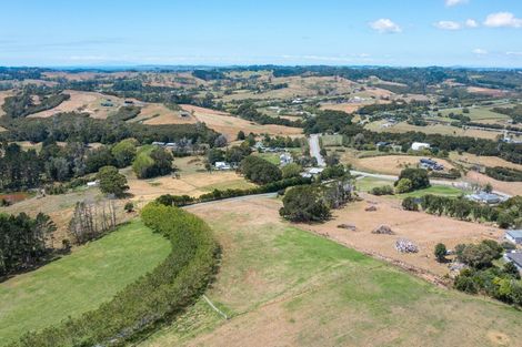 Photo of property in 70a Pebble Brook Road, Waitoki, Silverdale, 0994