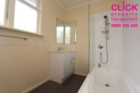 Photo of property in 44a Hargest Crescent, Saint Kilda, Dunedin, 9012