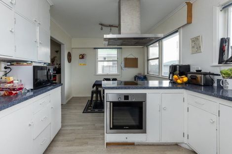 Photo of property in 3 Cranby Crescent, Onekawa, Napier, 4110