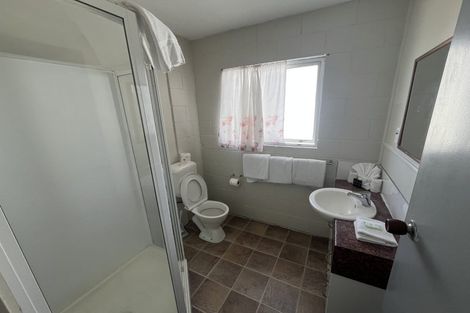 Photo of property in 2/13 Charlemont Street, Whitiora, Hamilton, 3200