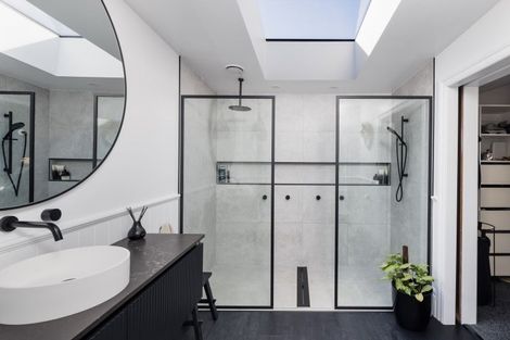 Photo of property in 42 Abbotsford Street, Whitiora, Hamilton, 3200