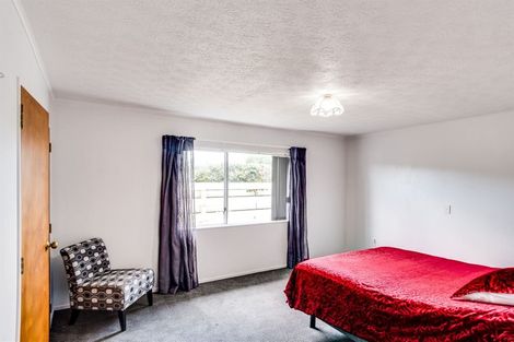 Photo of property in 21 Whiting Crescent, Greenmeadows, Napier, 4112