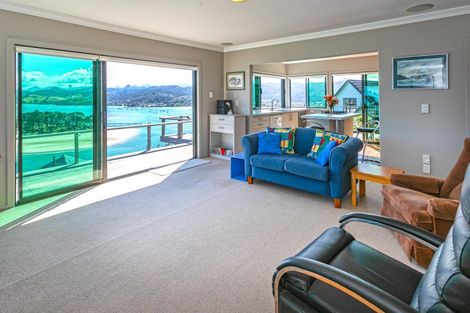 Photo of property in 197 Paku Drive, Tairua, 3508