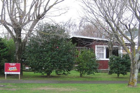 Photo of property in 77 Churchill Avenue, Hokowhitu, Palmerston North, 4410