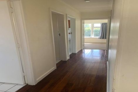 Photo of property in 18 Avonhead Road, Avonhead, Christchurch, 8042