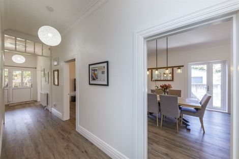 Photo of property in 32 Manson Street, Terrace End, Palmerston North, 4410