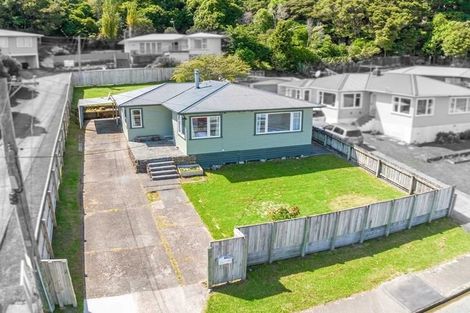 Photo of property in 71 Petrie Street, Wainuiomata, Lower Hutt, 5014