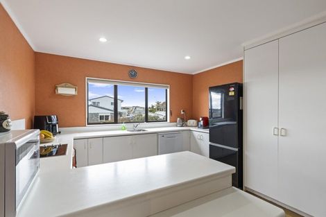 Photo of property in 8a Walmer Grove, Bell Block, New Plymouth, 4312