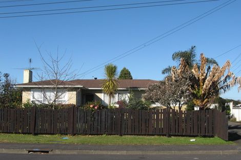 Photo of property in 8 Resolute Way, Papakura, 2110