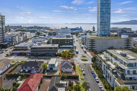 Photo of property in 1/19 Huron Street, Takapuna, Auckland, 0622
