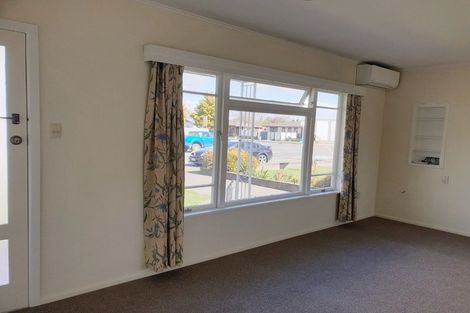 Photo of property in 2/800 Heretaunga Street East, Parkvale, Hastings, 4122