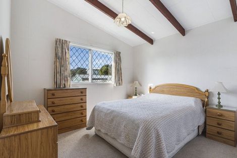 Photo of property in 64 Kon Tiki Road, Whiritoa, Whangamata, 3691