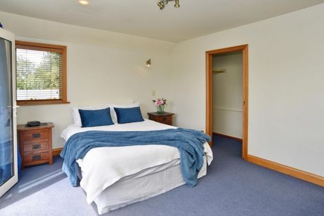 Photo of property in 32 Wai-iti Terrace, Burnside, Christchurch, 8052