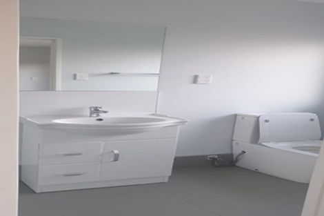 Photo of property in 1/25 Kennington Drive, Clendon Park, Auckland, 2103