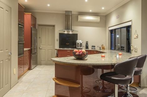 Photo of property in 22 Key West Drive, One Tree Point, 0118