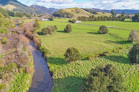 Photo of property in 73 Whitemans Valley Road, Whitemans Valley, Upper Hutt, 5371
