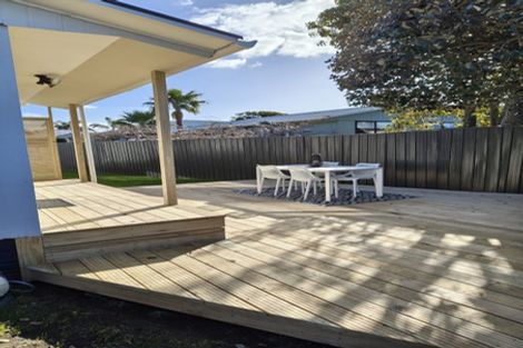 Photo of property in 17b Longstead Avenue, Papamoa Beach, Papamoa, 3118