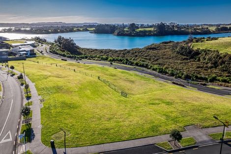 Photo of property in 4 Nola Avenue, Glenbrook, Waiuku, 2681