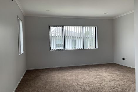 Photo of property in 10 Ambedkar Way, Pukekohe, 2120