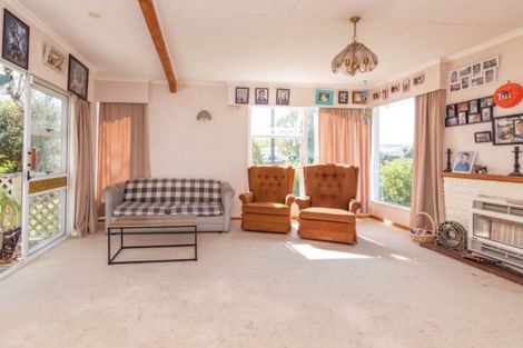 Photo of property in 9 Waterford Place, Westbrook, Palmerston North, 4412