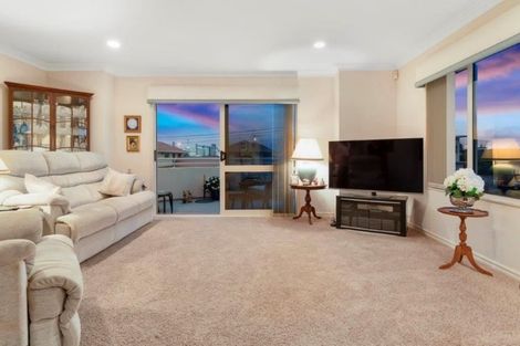 Photo of property in 61a Pitau Road, Mount Maunganui, 3116