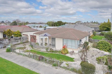 Photo of property in 1/2 Cassidy Place, Belfast, Christchurch, 8051