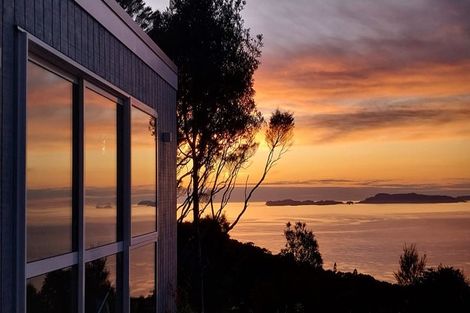 Photo of property in 525a Tuateawa Road, Tuateawa, Coromandel, 3583