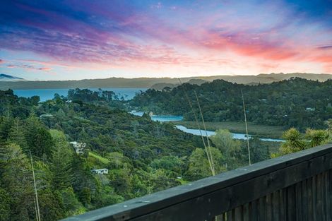 Photo of property in 645-649 South Titirangi Road, Titirangi, Auckland, 0604