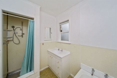 Photo of property in 5 Murray Avenue, Hawera, 4610