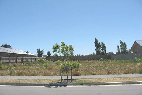 Photo of property in 12 Reka Street, Parklands, Christchurch, 8083