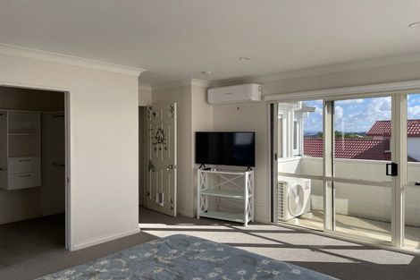 Photo of property in 22 Tralee Terrace, Dannemora, Auckland, 2016